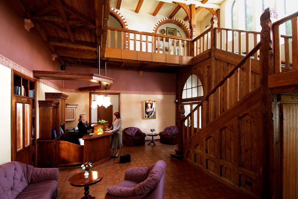 Villa Knobelsdorff พาเซอวาล์ค ภายนอก รูปภาพ
